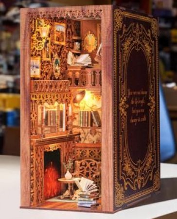 Book Nook Kit: Eternal Bookstore by Various