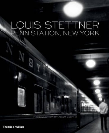 Louis Stettner: Penn Station, New York by Louis Stettner