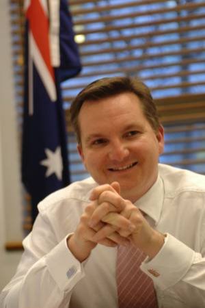 The Money Men: Australias Twelve Most Notable Treasurers by Chris Bowen