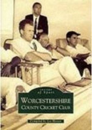 Worcestershire County Cricket Club by LES HATTON