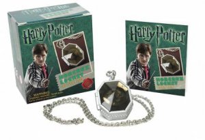 Harry Potter Horcrux Locket and Sticker Book by Various