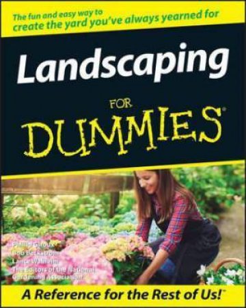 Landscaping For Dummies by Phillip Giroux, Bob Beckstrom & Lance Walheim