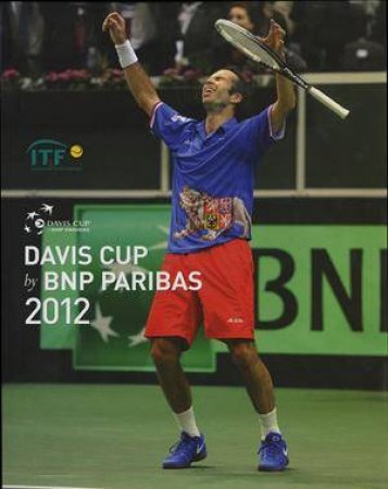 Davis Cup: The Year in Tennis by Clive White