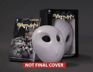 Batman: The Court Of Owls Mask And Book Set by Scott Snyder